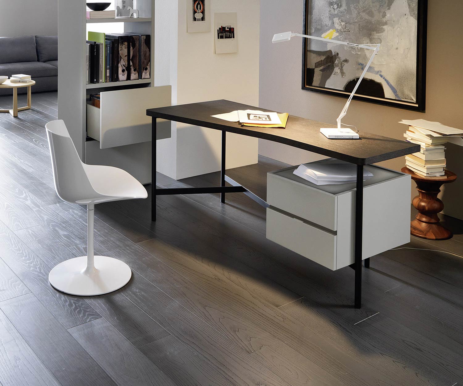 Livitalia Architectes Design Bureau Desk avec caisson